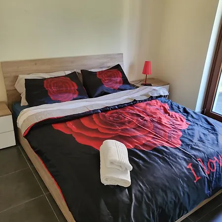 Pierre Apartment