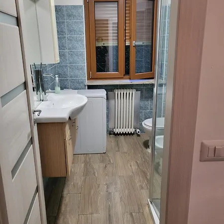 Pierre Apartment *